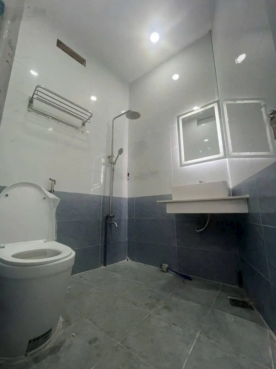 Hàng hiếm tại An Lạc, 1,8 tỷ, 45m2, 2PN, 2WC, nhà riêng đẹp