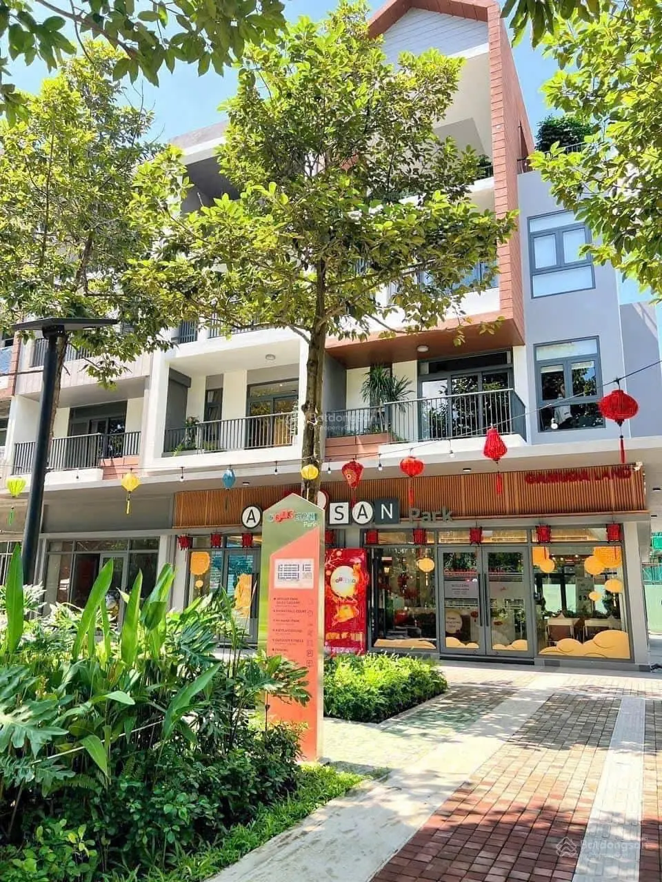 Shophouse 2 mặt tiền trung tâm thành phố mới Bình Dương