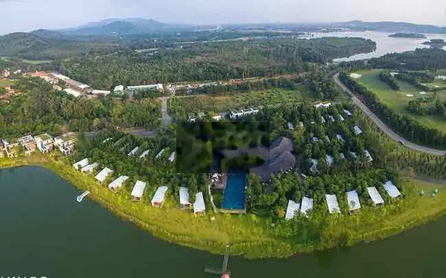 Trên thế giới ngoài những resort, biệt thự nghỉ dưỡng view biển giá