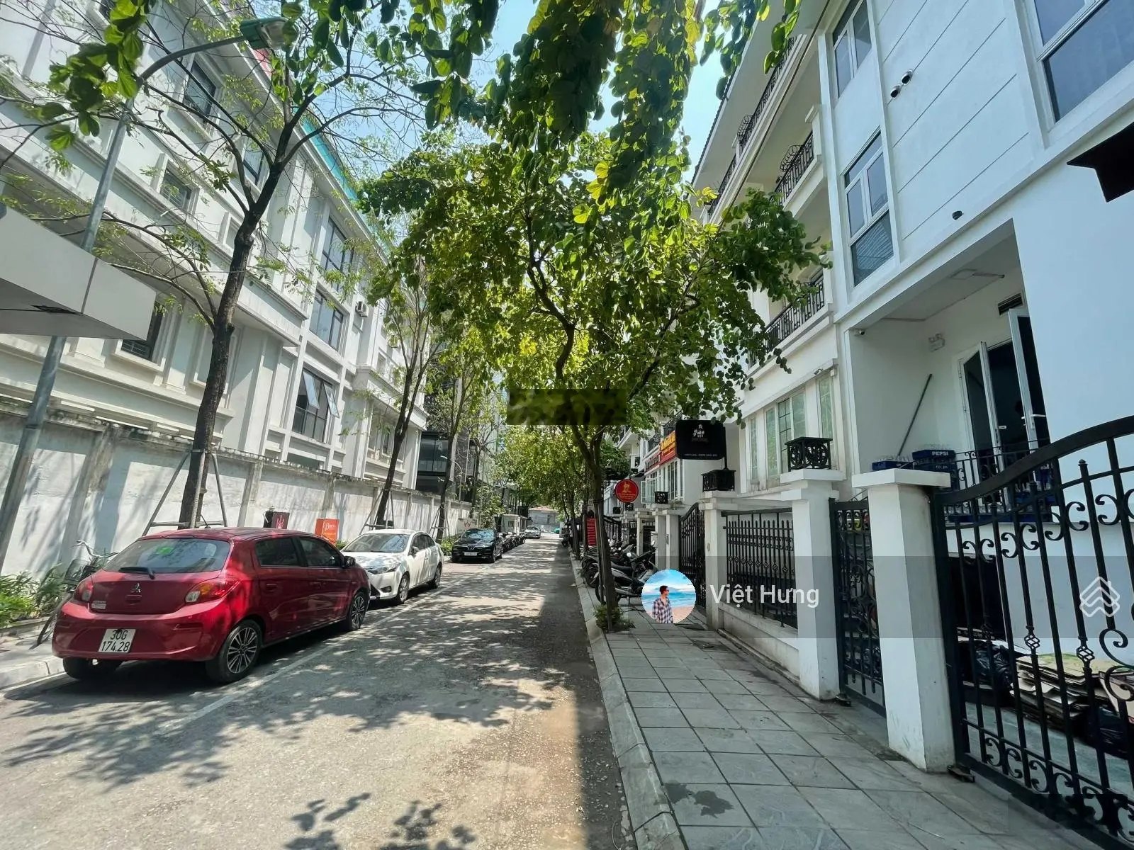 Bán gấp liền kề shophouse 201 Nguyễn Tuân. DT 98m2 x MT 7,5m (Có hầm). Dòng tiền ổn định 600tr/năm