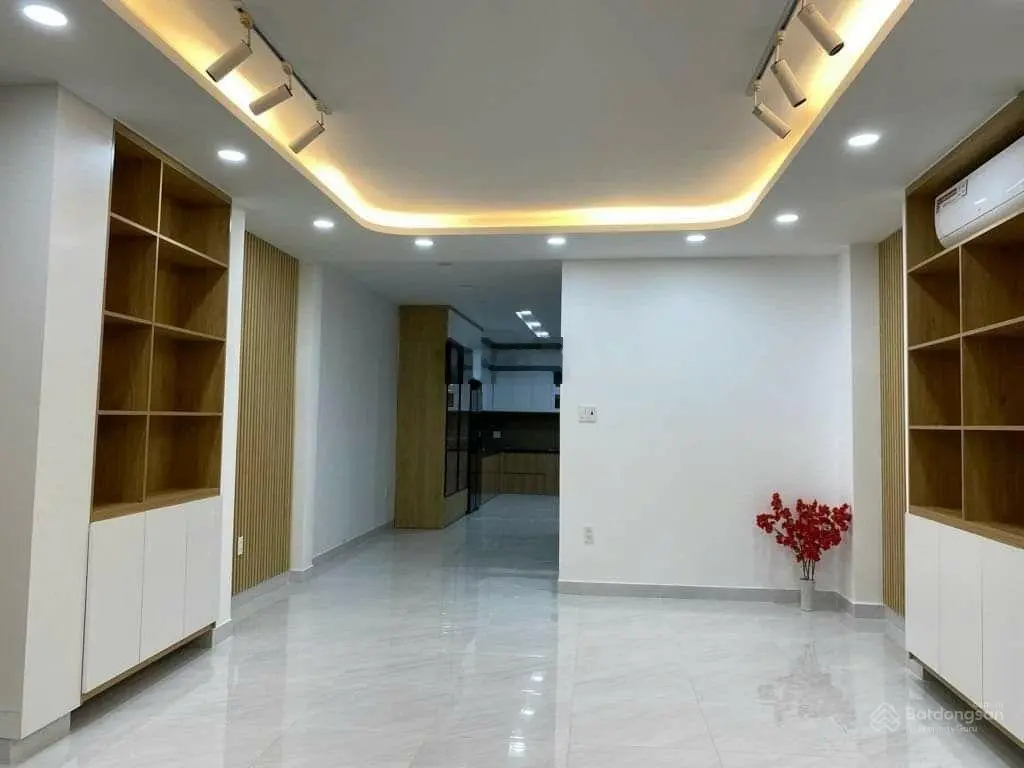 Bán nhà Lê Bình 3 tầng 60m2, nhỉnh 6 tỷ