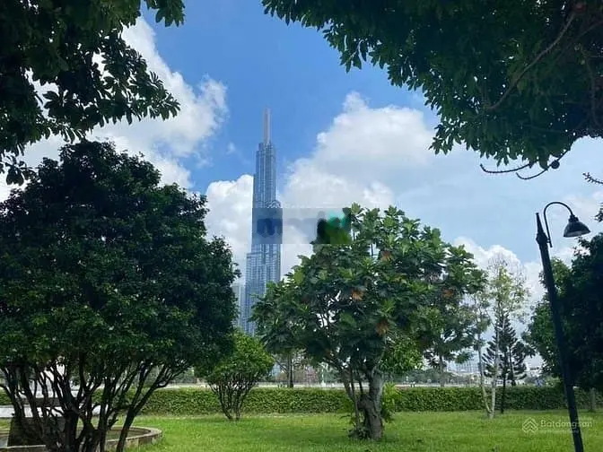 Bán đất 2 mặt tiền sông Sài Gòn đối diện Landmark 81 Quận 2. DT: 10x20