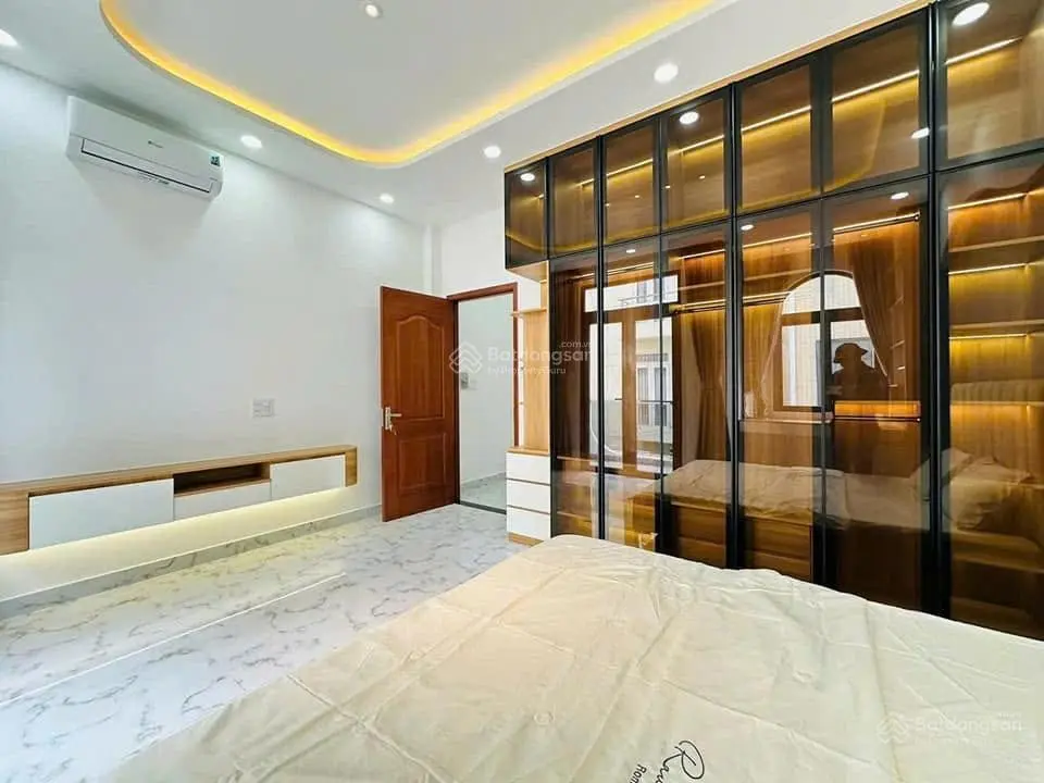 ĐỊNH CƯ BÁN GẤP-Nhà Nguyễn Hữu Hào, P.9, Q.4, 44m2 2Lầu 3PN, Giá 3 Tỷ 790. Alo em 039 3089627