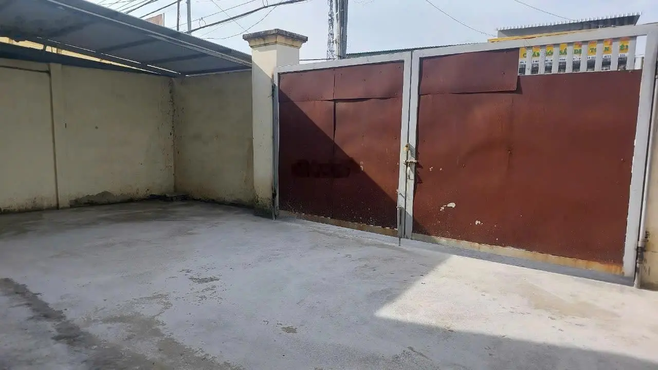 Bán gấp trong tuần Đoàn Nguyễn Tuấn DT: 15x60m, CN: 900m2, KC: Kho dùng ngay, giá giảm về: 25.99tỷ