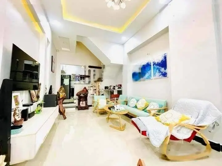 Bán nhà Tùng Thiện Vương, P12, Q8: 58m2 - 4tầng - 5PN. Chủ đang kinh doanh spa.Nhỉnh: 7tỷ(TL)