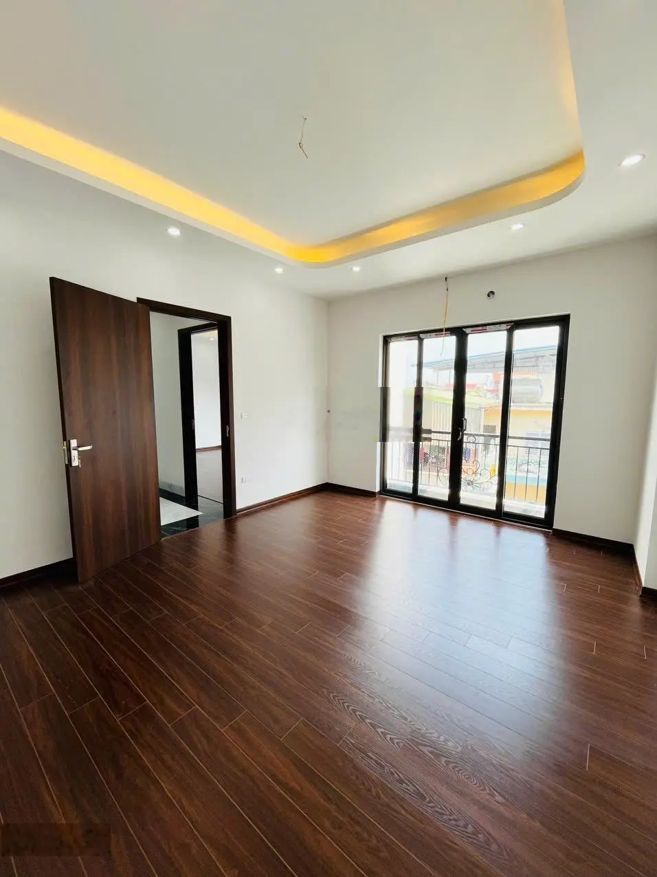 Quá rẻ. Bán nhà 4 tầng, sổ đỏ 72,3m2 tại đường Vĩnh Ninh, xã Vĩnh Quỳnh, H. Thanh Trì