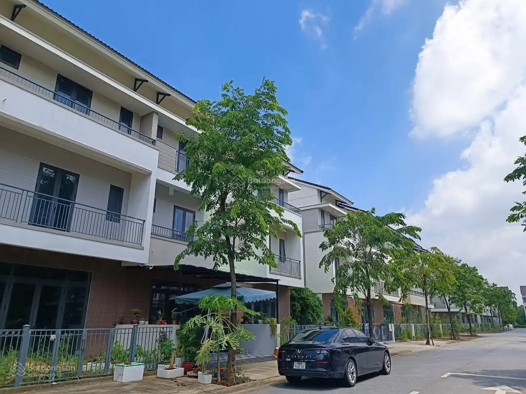 Bán shophouse 3 tầng áp góc đẹp như mơ trong khu đô thị Singapore, ở hay cho chuyên giá thuê ngay