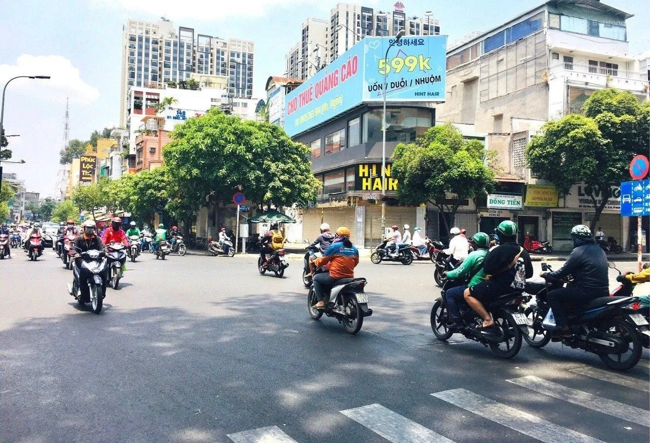 Mặt tiền An Dương Vương, Phường 8, Quận 5 - Khu KD oto bậc nhất Sài Thành