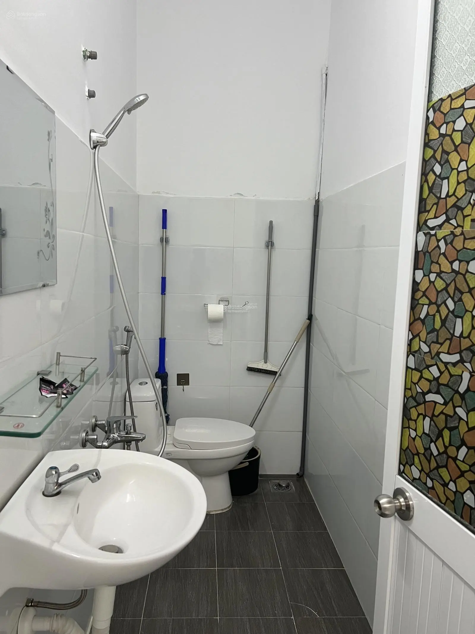 Bán nhà riêng 2PN, 1WC, 69m2 giá siêu hời tại Đường 2/4, Vạn Thạnh, Nha Trang, Khánh Hòa