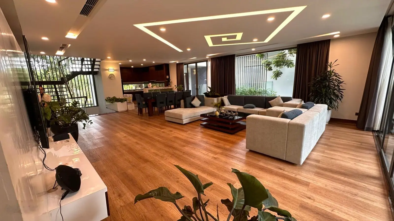 Duy nhất BT Flamingo 375m2 view hồ vị trí trung tâm 5 PN giá tốt nhất không có căn thứ hai