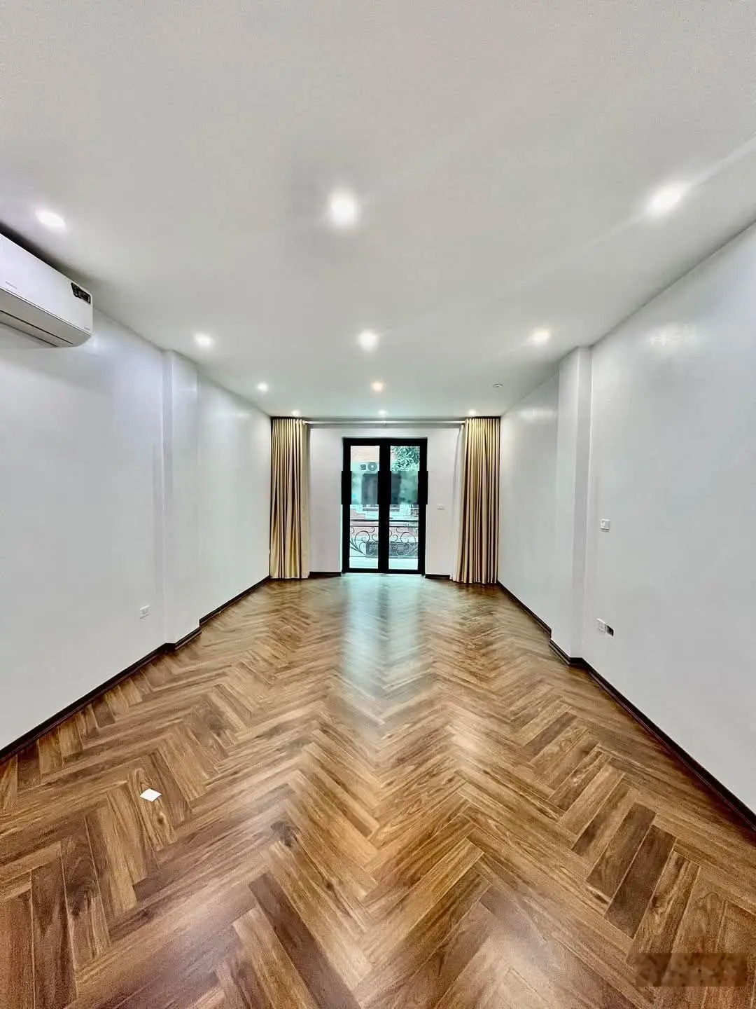 Chính chủ bán gấp nhà LK DV Cây Quýt, La Khê, Hà Đông. 52m2, 7T, thang máy, thông sàn, kd, 15.6 tỷ