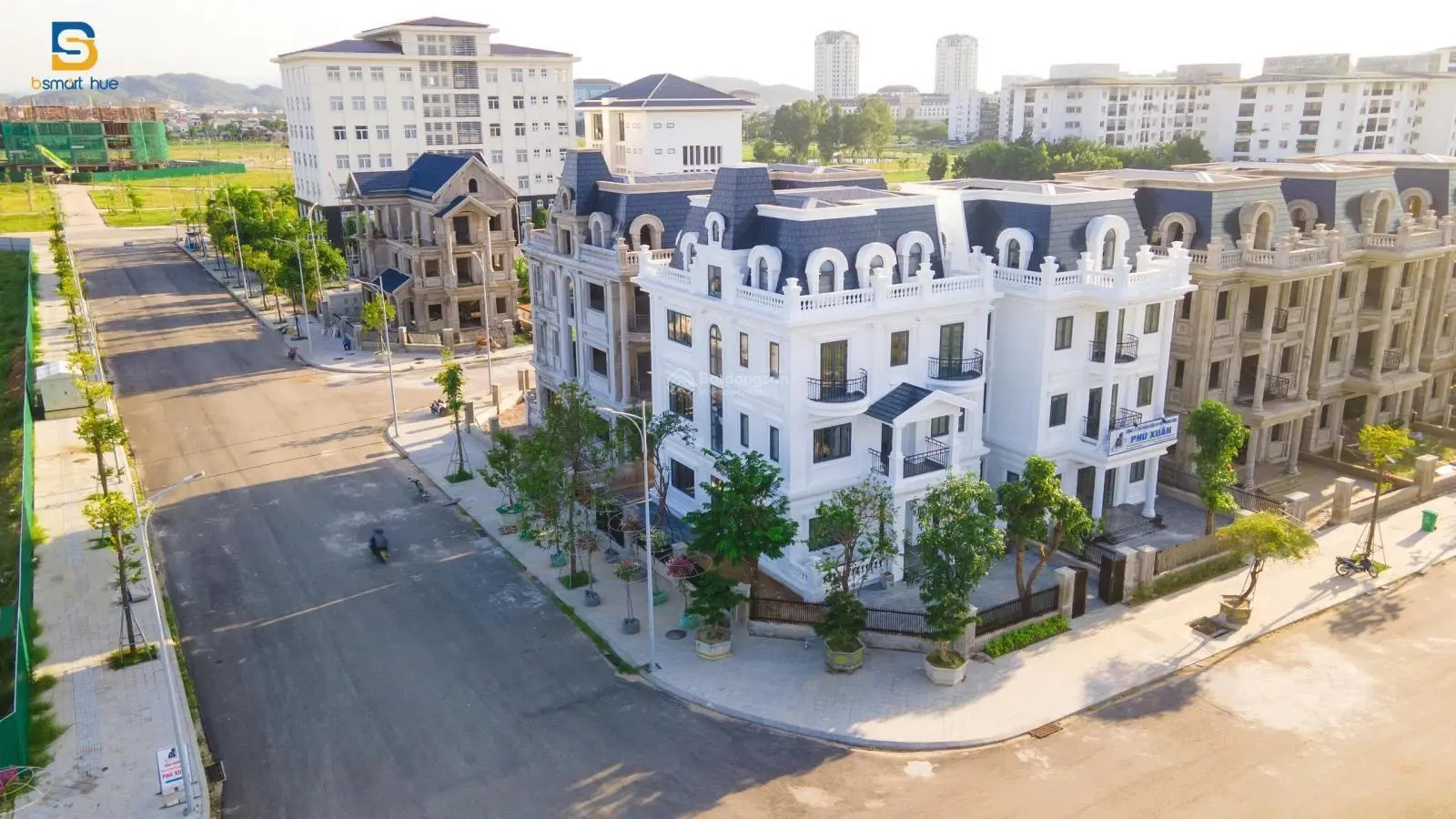 Shophouse Phú Xuân City đối diện quảng trường tỉnh dân cư đông đúc, cốt nền cao không ngập lụt