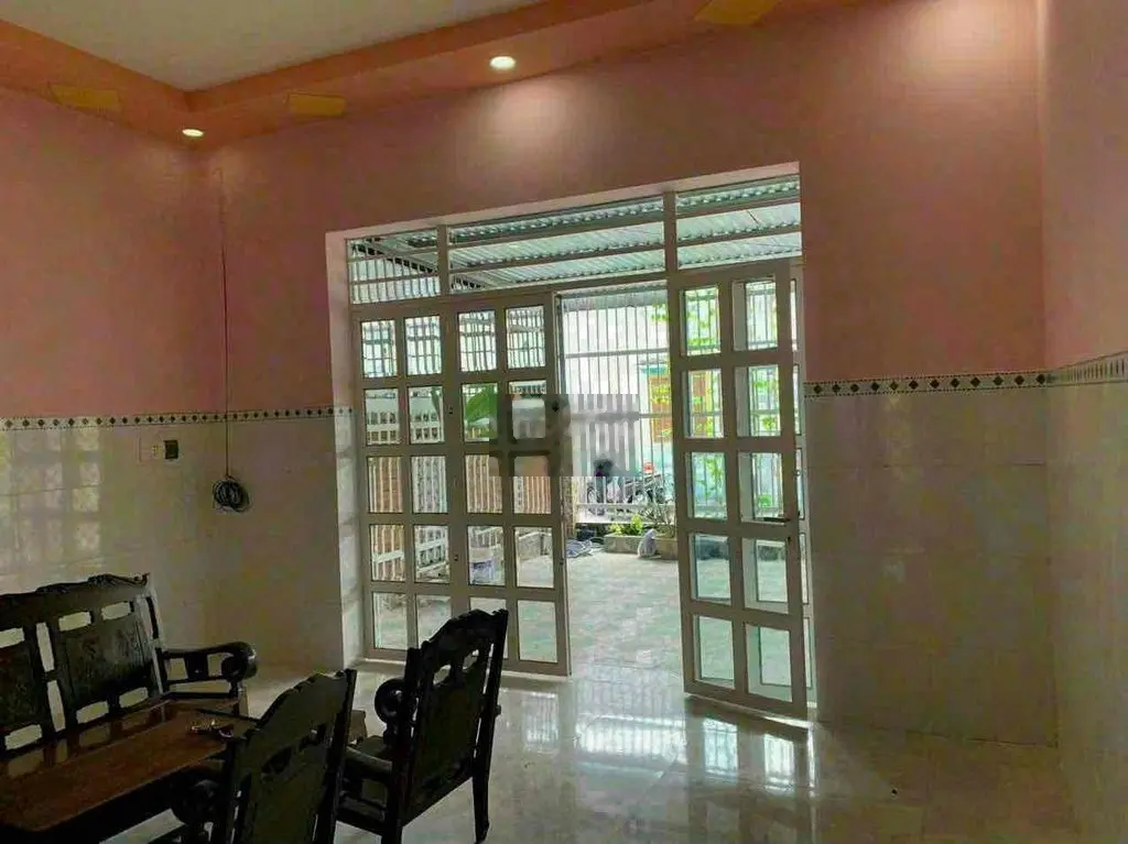 BÁN NHÀ 100M2, 2 PN KDC CẠNH CẦU PHÚ DÂN