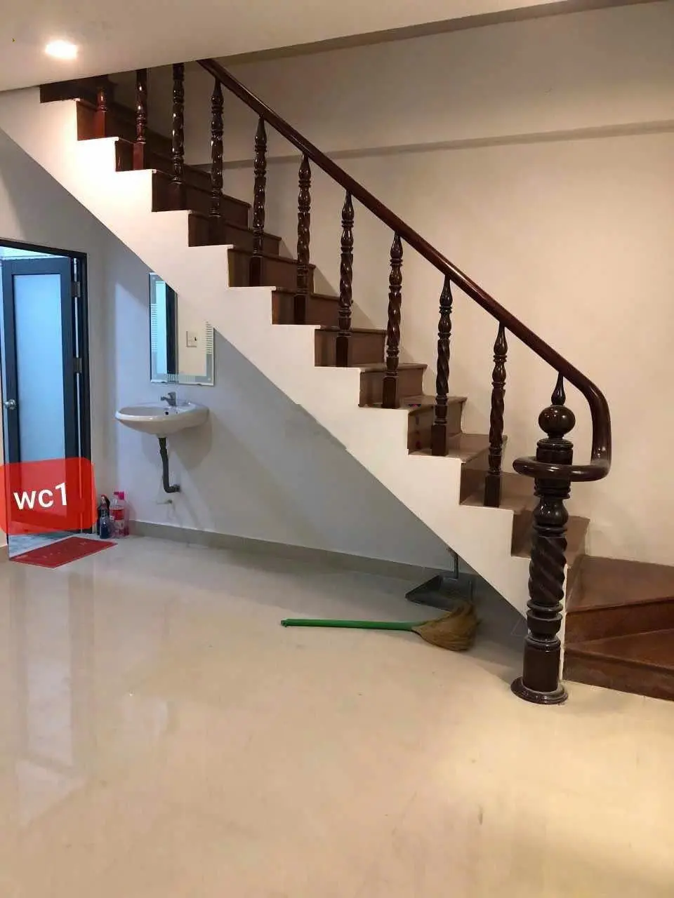 Bán gấp nhà đẹp rộng 101m2 ngay Tô Ngọc Vân, Linh Đông, Thủ Đức, giá TL