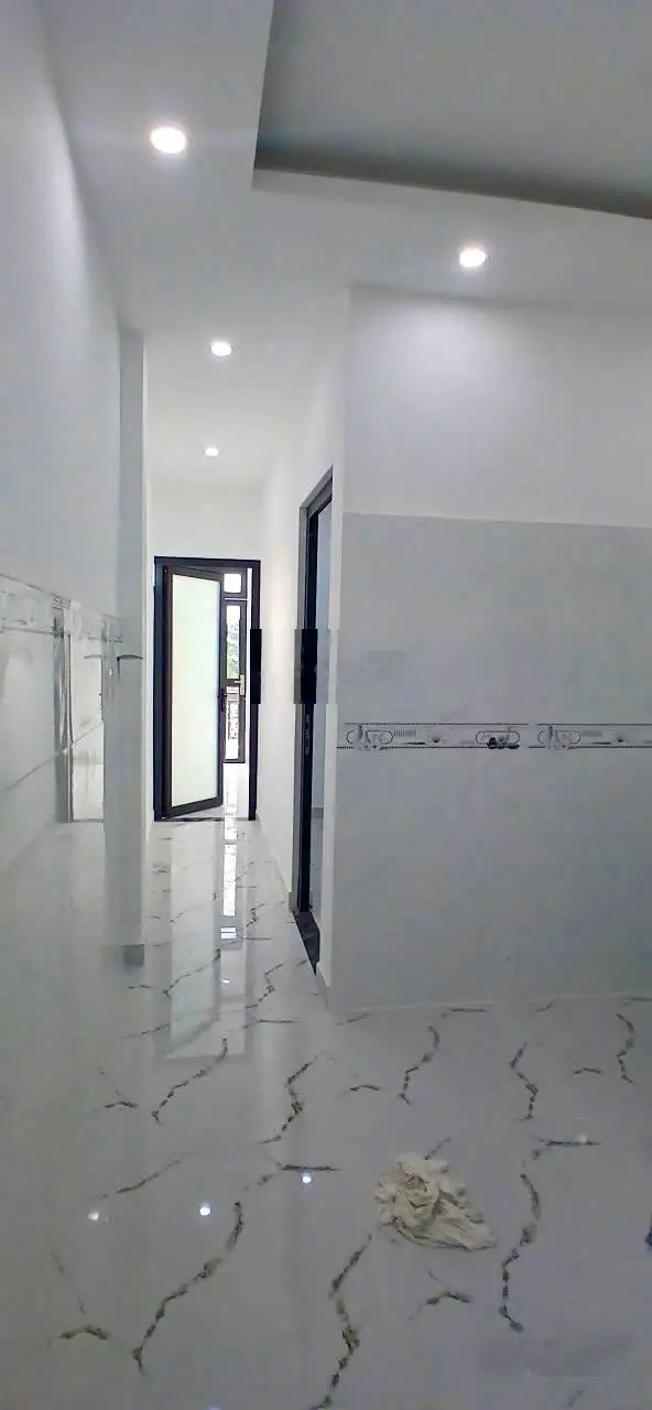 Nhà 3 tầng Lê Đình Cẩn, 50m2, Hẻm 4m cạnh Tên Lửa, nhà mới ở ngay chỉ hơn 3 tỳ