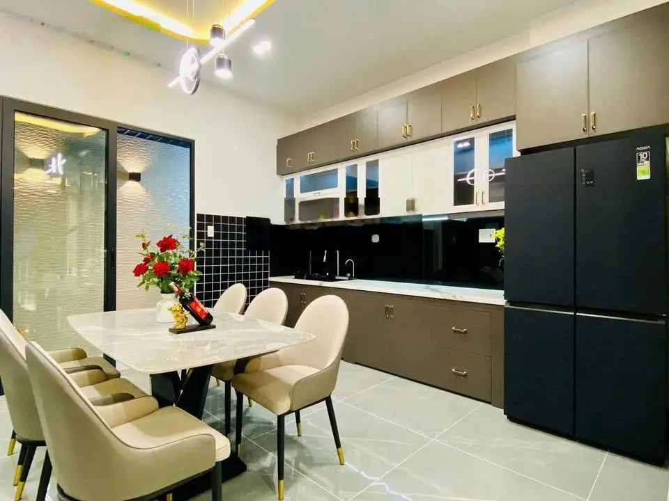 2ty480 còn TL SHR, nhà Nguyễn Phúc Nguyên, P9, Q3, 60m2 3PN 4WC, đang cho thuê 19 triệu/tháng