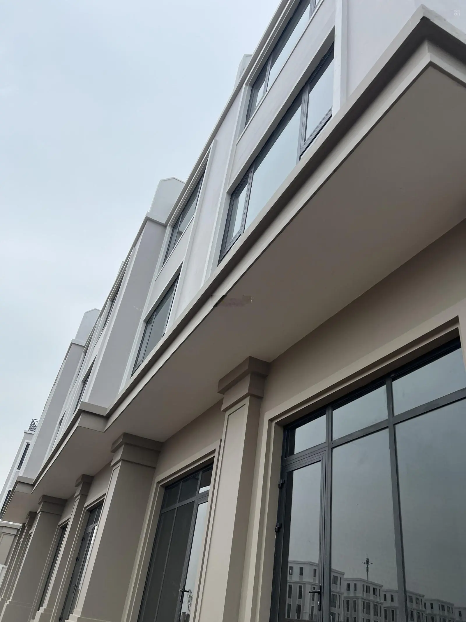 Bán Shophouse Vinhomes Royal Island, khu Kinh đô 91m2, giá ưu đãi chỉ với 16xxxtỷ VND