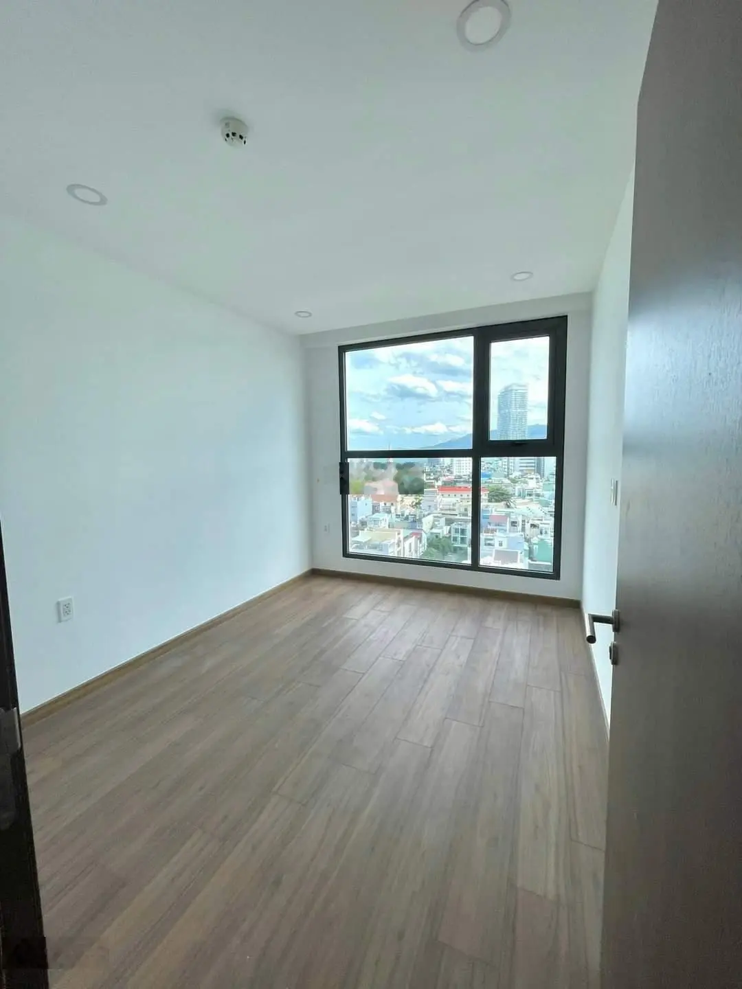 Ngân hàng thanh lý căn hộ 3 PN Phú Tài Residence 96m2 hướng Đông Nam view biển. LH: 0903 601 ***