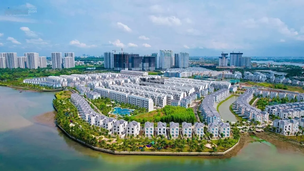 Quỹ căn liền kề, nhà phố Vinhomes Grand Park giá tốt nhất, vay đến 70%. LH 0769868068