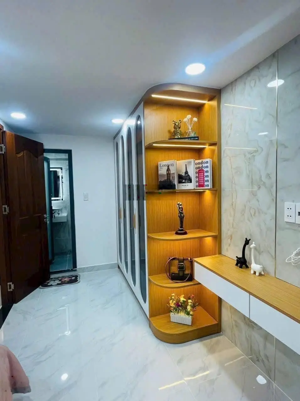 Cơ hội vàng, sở hữu ngay nhà rẻ 32m2 đường Trần Phú, P4, Q5. LH: 0921922735 Nguyên