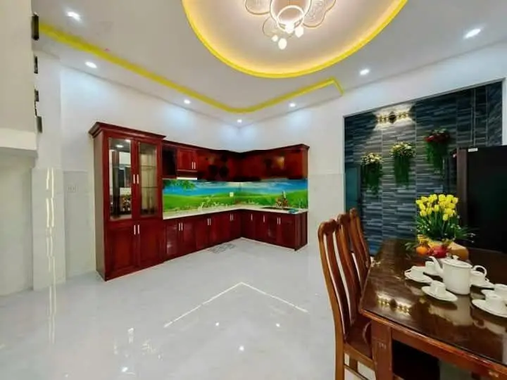 Kẹt nhà bán nhà Trần Trị Trọng, Tân Bình-Giá:3.25tỷ/65.5m2(5.4x12.2m). Sổ sẵn. Đang cho thuê 15tr