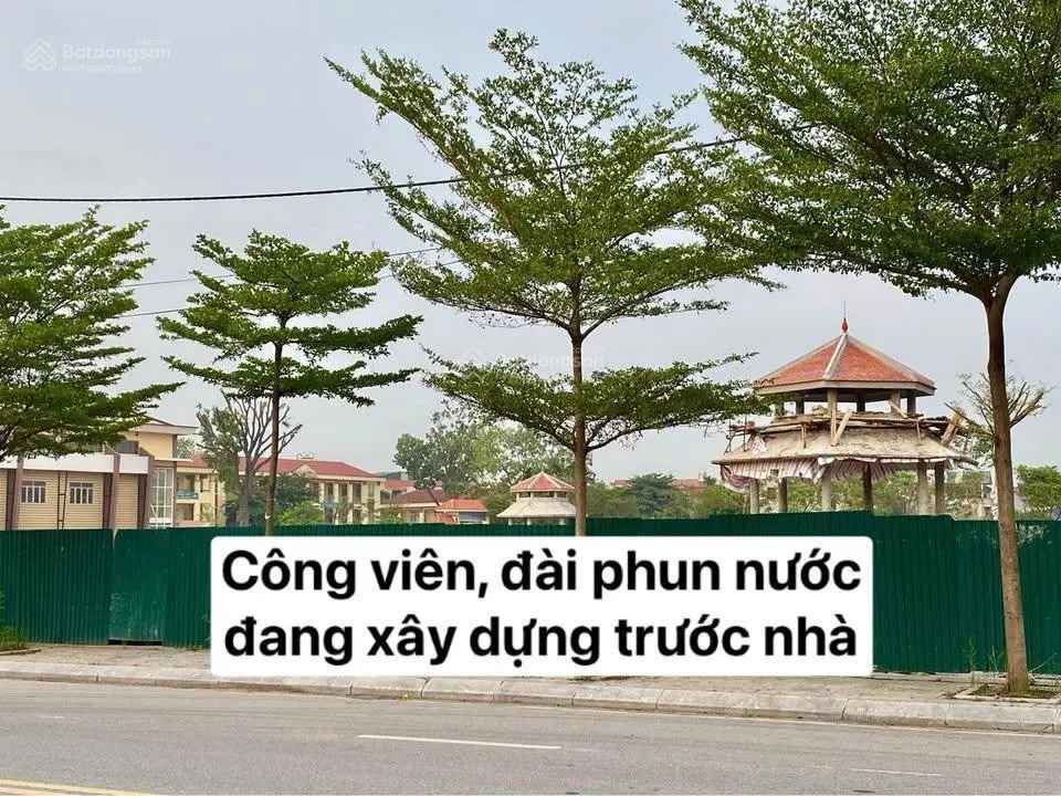 Chính chủ đất tặng nhà mặt đường Đường N1, Đan Phượng gần mương Đan Hoài, vỉa hè kinh doanh