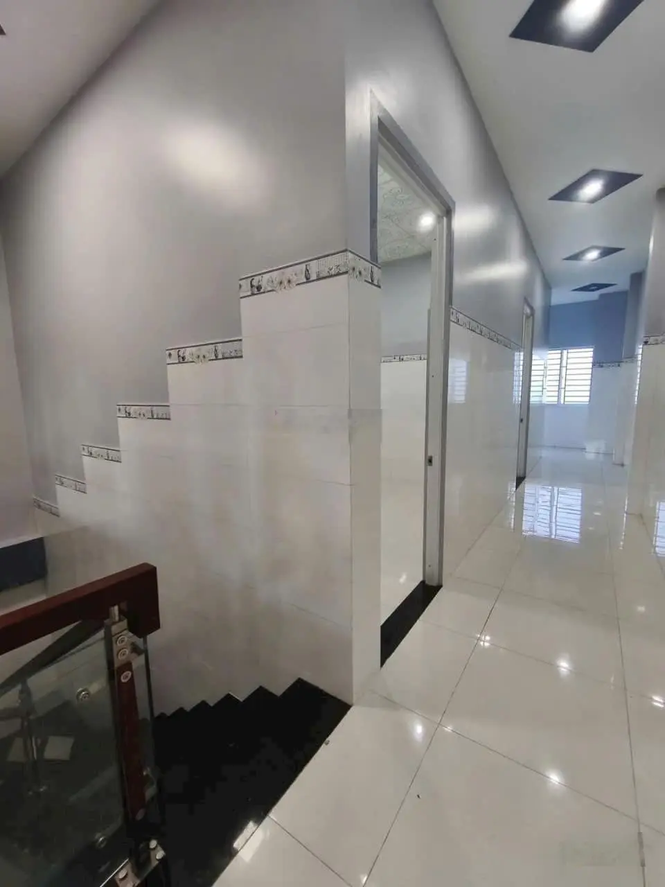 Nhà trung tâm Hiệp An gần trường Nguyễn Hiền cách Nguyễn Chí Thanh 150m, 3PN, 3WC đường oto.