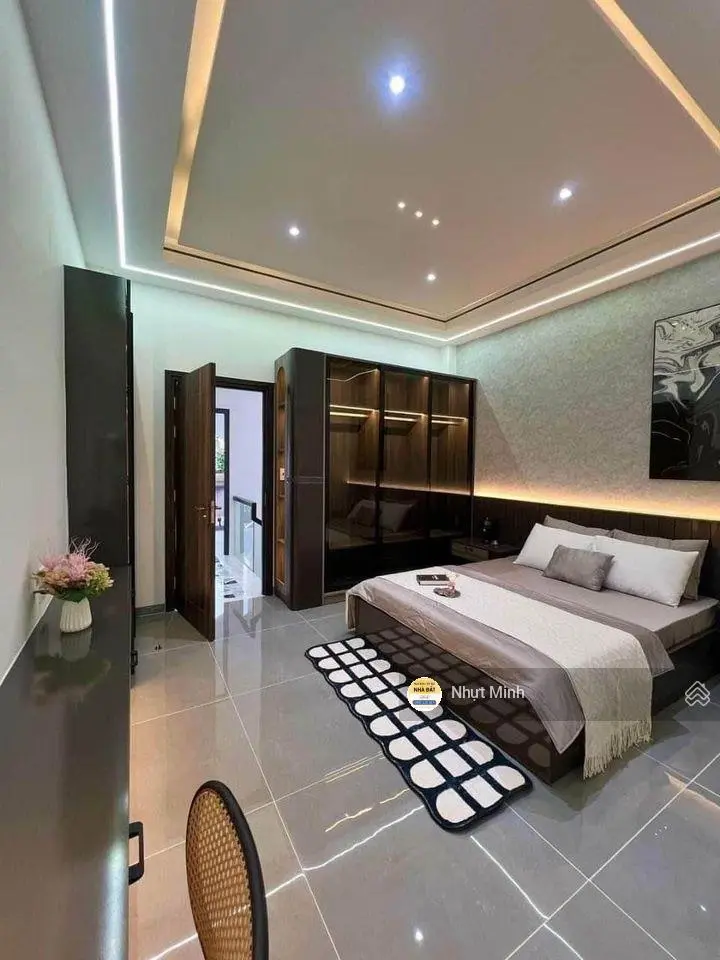 Ngay chợ Tân Bình - thuê 12tr nhà Đặng Lộ ngang 4m dài 14m (56m2)  ô tô tận nhà - SHR