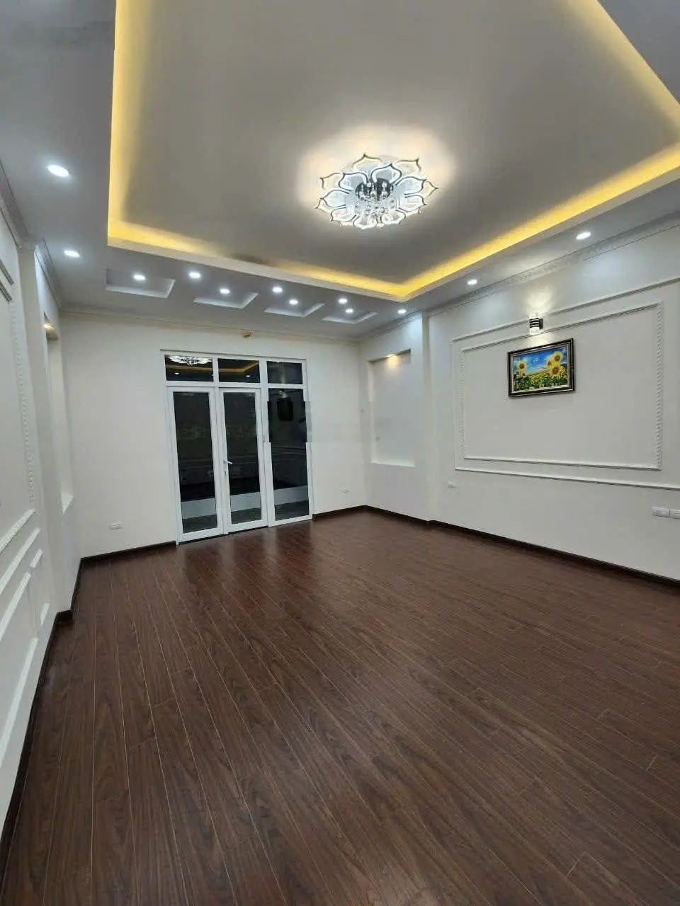 Nhà phân lô 50m2 x mt 5m, 5 tầng, Nguyễn Xiển, Thanh Xuân, đường thông, hai ô tô tránh, 11.5 tỷ