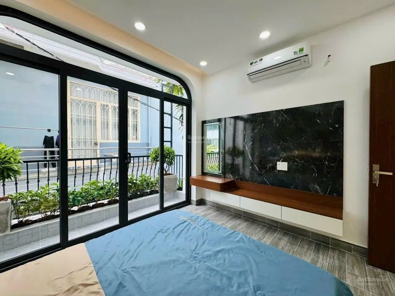 bán gấp nhà Lý Tự Trọng, Q1. 50m2 giá 3ty. đang cho thuê 20tr/tháng. phù hợp kinh doanh, cho thuê