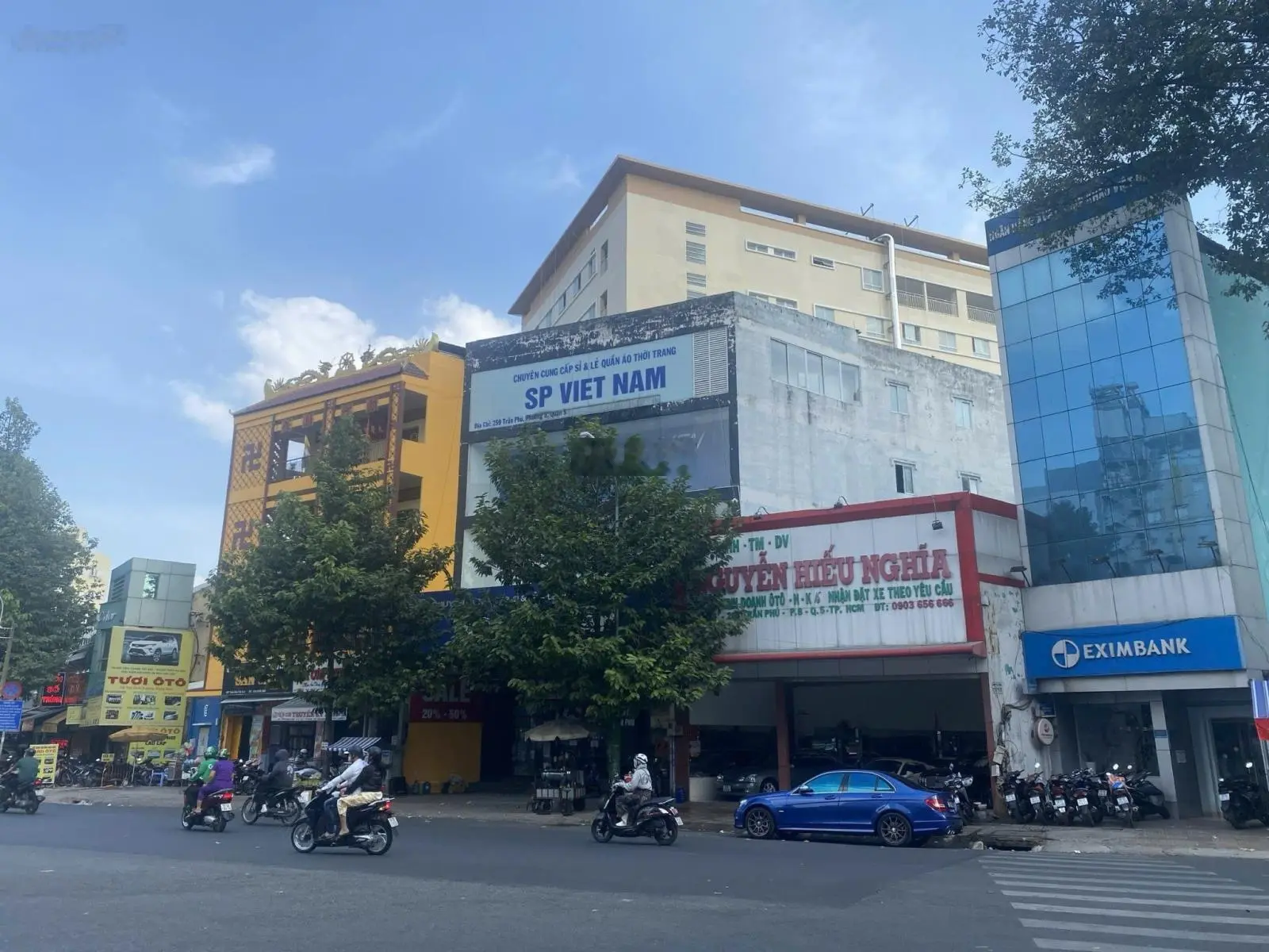 SIÊU HIÊM MT Trần Phú, P.8, Quận 5. DT: 10m x 25m. CN: 247m2. KC: 3Tầng. HĐT: 180tr/th. Giá: 101 Tỷ