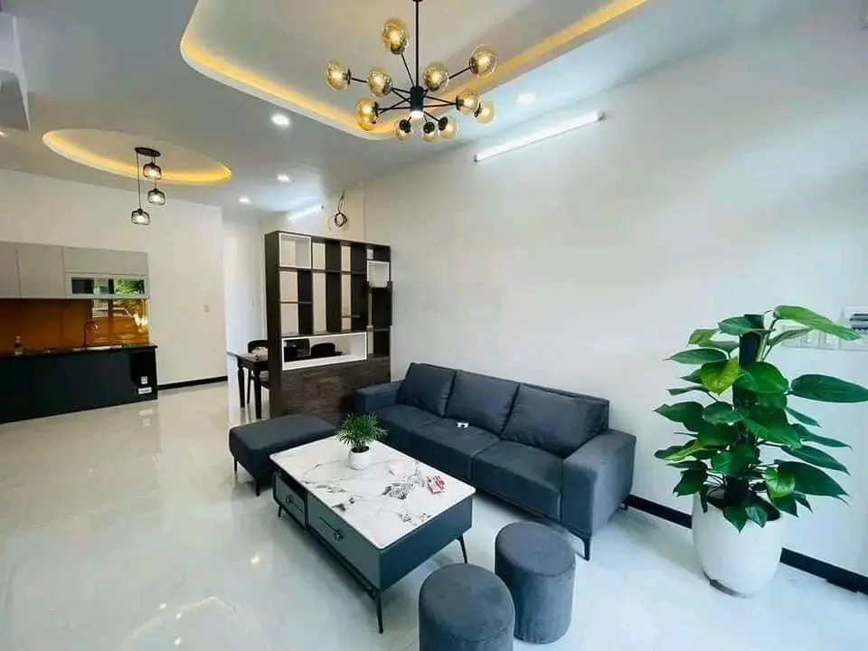 Nhà 2 tầng ngay hẻm 418/xx Nguyễn Thái Sơn, Gò Vấp. DT: 43,1 m2 đang cho thuê 10tr/th