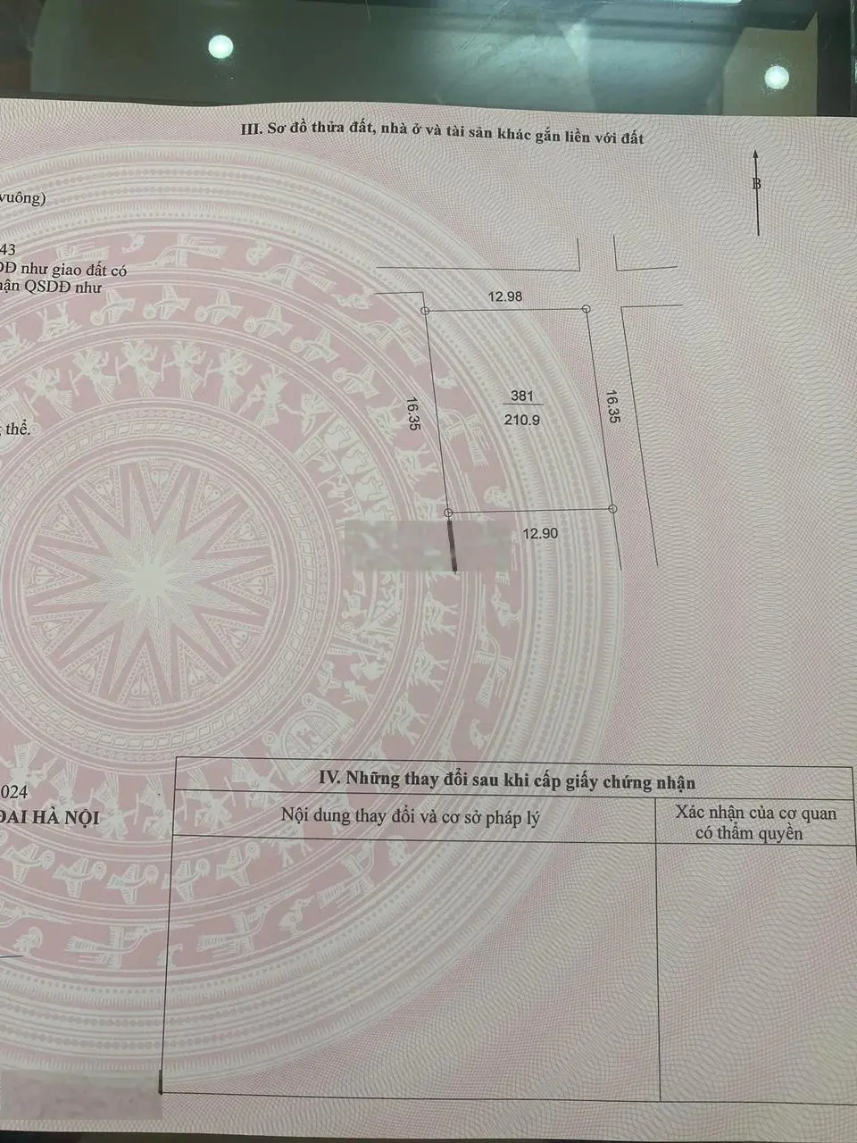 Nhìn sổ có ngất ngây không ạ DT 210m2 mà giá chỉ nhỉnh nhẹ 1 tỷ thôi ạ