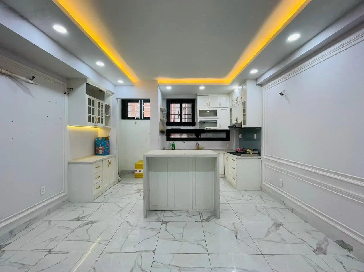 Chủ bán nhà đẹp giá tốt 3TỶ550/72m2, đang cho thuê 33triệu/tháng, đường ôtô An Điềm - P.10 - Quận 5