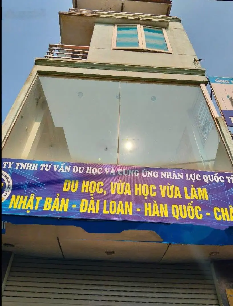 Hiếm - bán nhà Ngọc Thuỵ Long Biên - phân lô - ôtô tránh - 35m2, 6.2 tỷ