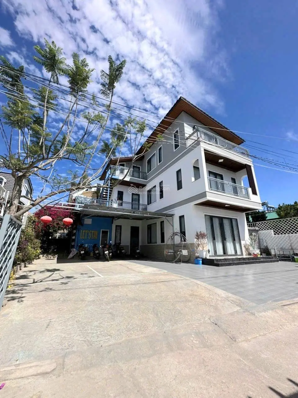 Bán villa hai mặt tiền view đẹp đường Vạn Hạnh - cách Hồ Xuân Hương chỉ 1.5km