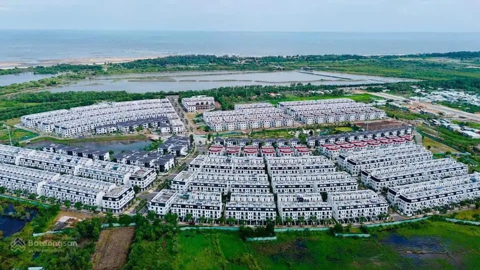 Bán gấp nhà phố liền kề, ngang 6, dài 18,8 (La vida Residences), 7,5 tỷ thương lượng