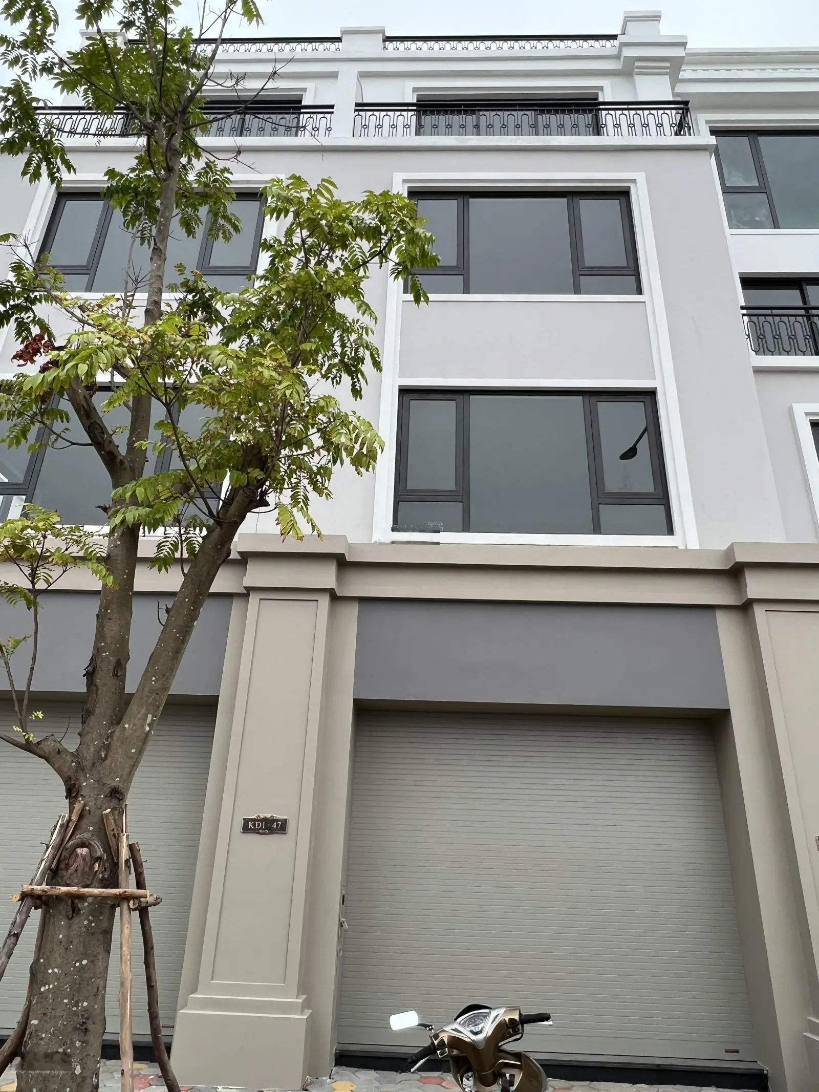 Bán Shophouse Vinhomes Royal Island, khu Kinh đô 91m2, giá ưu đãi chỉ với 16xxxtỷ VND