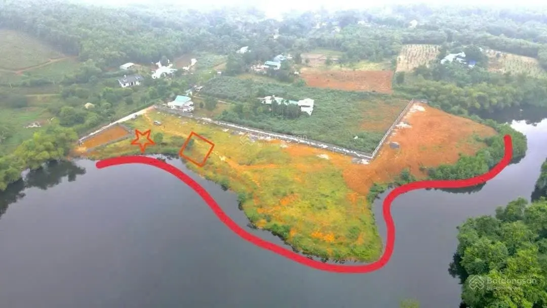 Cần bán 9.837m2 bám hồ tuyệt đẹp, giá rẻ. Tại Cao Dương, Lương Sơn, cách Hà Nội 50km