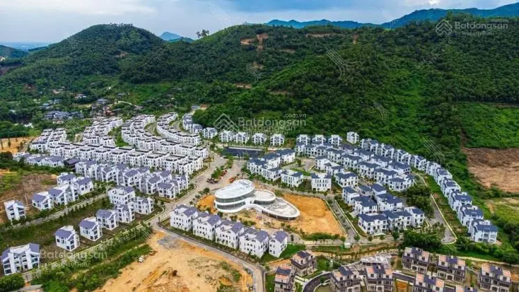 Xanh Villas bán biệt thự đơn lập khu B, 580m2 giá 55tr/m2. Nhận nhà ngay. LH chính chủ 0974 877 ***