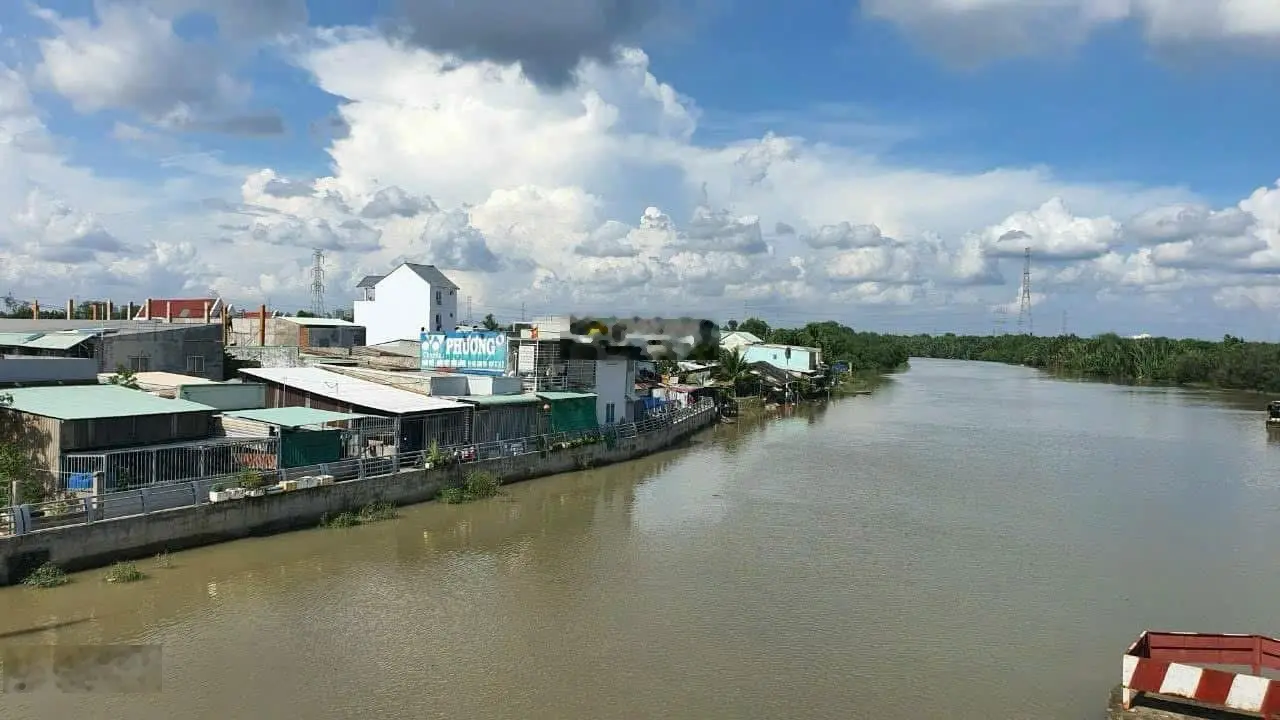 Cần bán gấp 11.000m (có 500m thổ) đất View sông MT đường và MT sông trải dài xã Nhơn Đức ,H.Nhà Bè