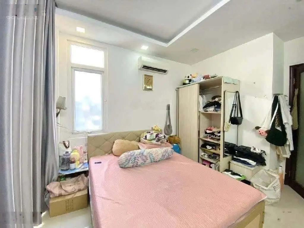 Gấp bán nhà 4 tầng, 33m2, hẻm 8m KD sầm uất, Huỳnh Văn Bánh, Trường Sa, Q. Phú Nhuận, 7.4 tỷ