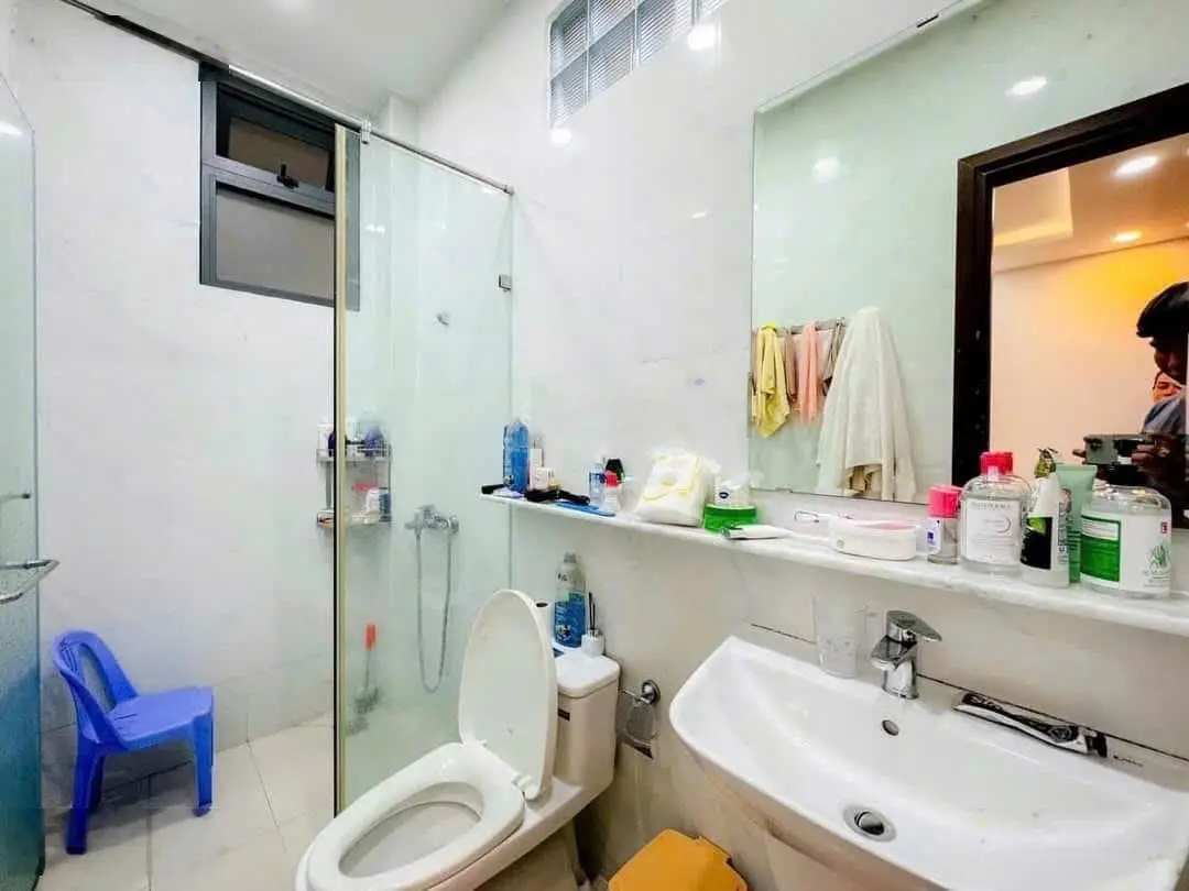 Nhà riêng Nguyễn Tiểu La, Q.10 với 2.65 Tỷ/ 65m2. Sổ hồng riêng. LH Trang Thanh ngay 0909867347