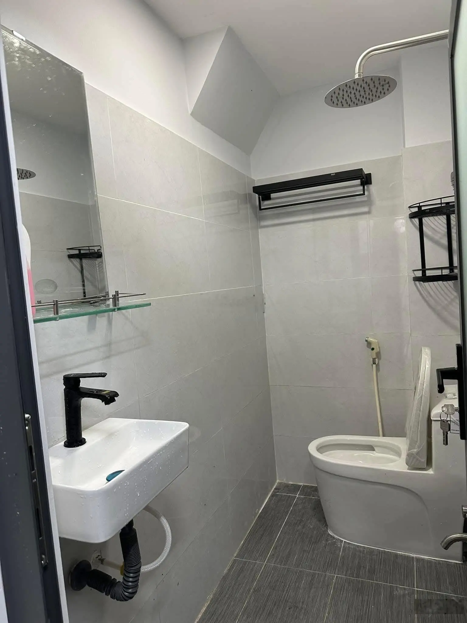 Bán NR tại Mai Văn Vĩnh, 36m2, 3PN, 3WC, full tiện ích