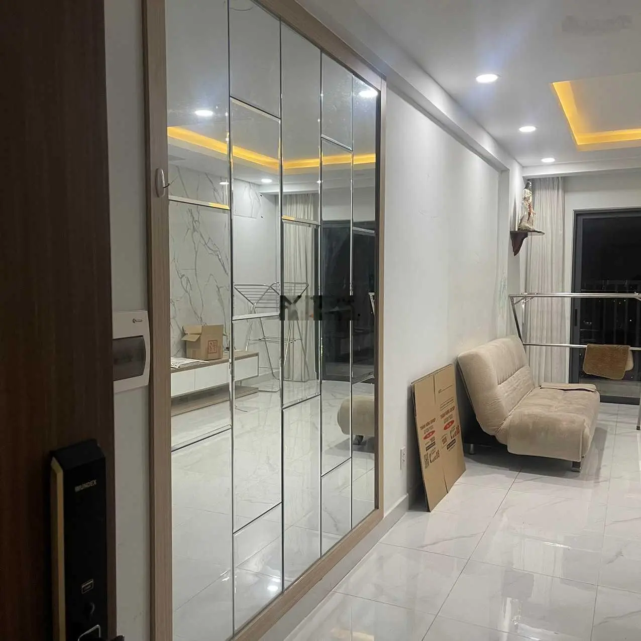 Bán nhanh căn góc 83m2 Lovera Vista Khang Điền 3PN + 2WC sổ hồng sẵn - tặng nội thất giá 2,88 tỷ