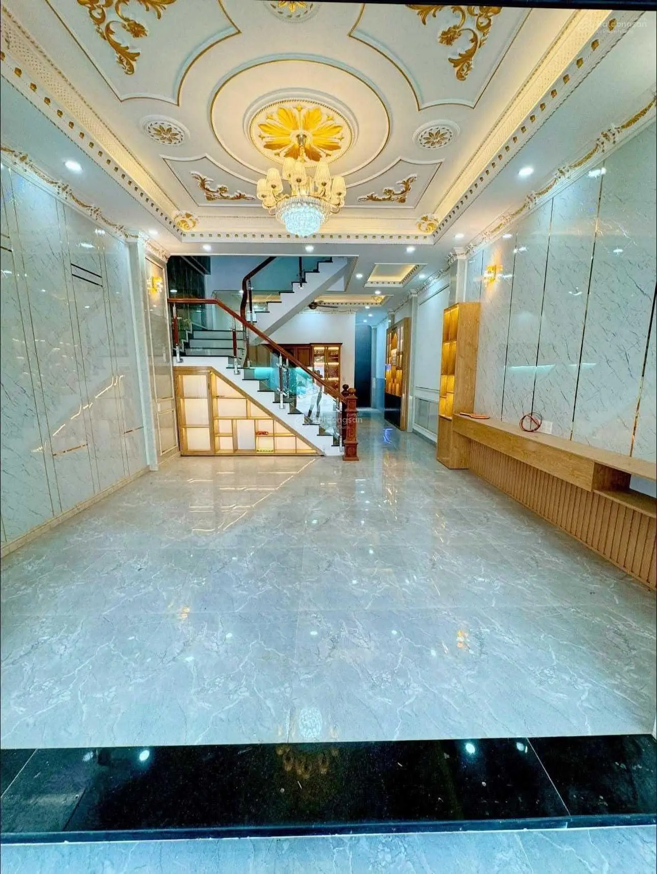 Chính chủ cần bán gấp căn nhà 100m2 giá 1tỷ8 sổ hồng riêng