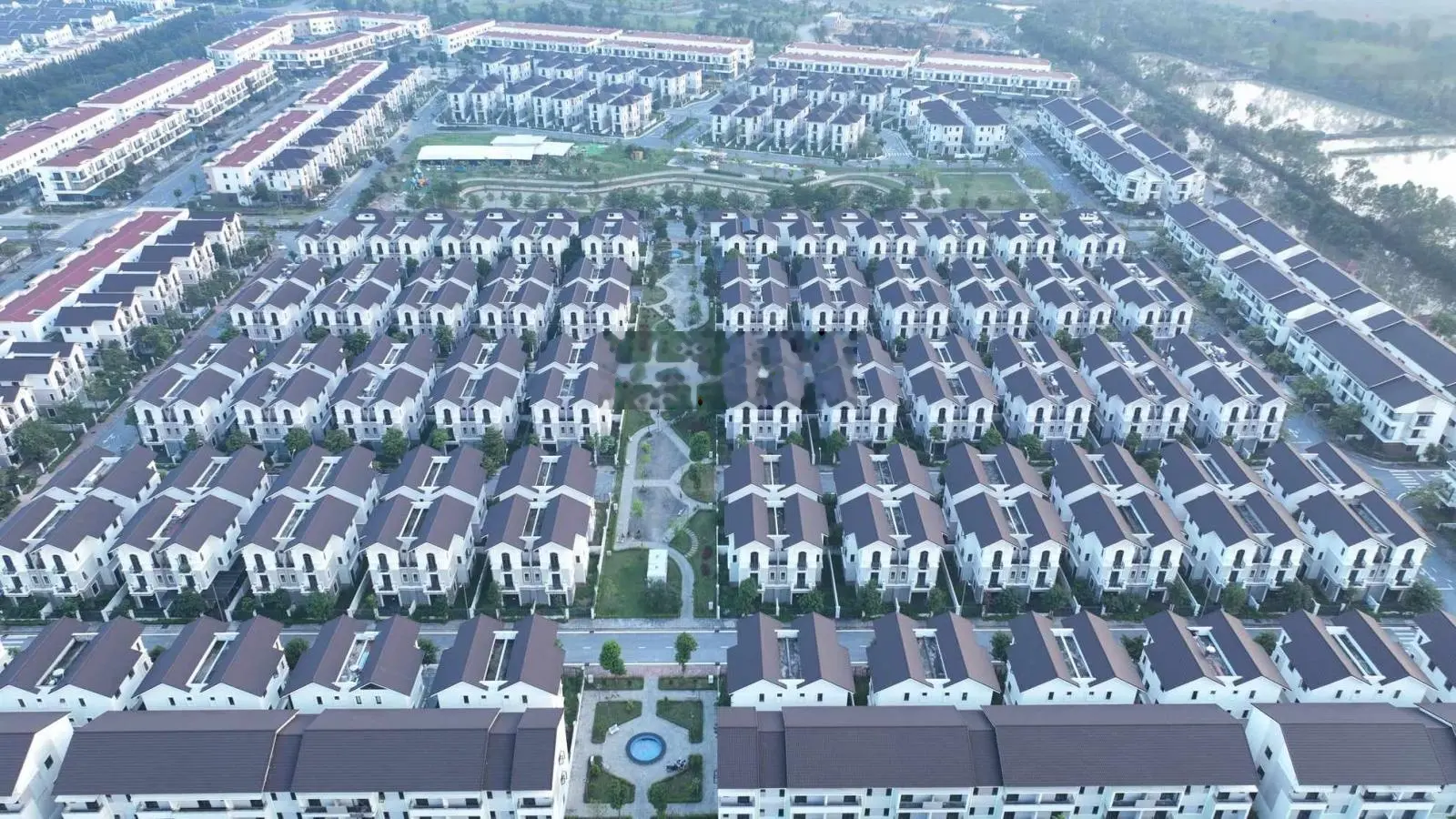 Bán biệt thự Song Lập 135 m2, 7,8 tỷ, 4PN, KĐT Centa City, TP Từ Sơn. Giáp ngay Gia LÂm, Long biên