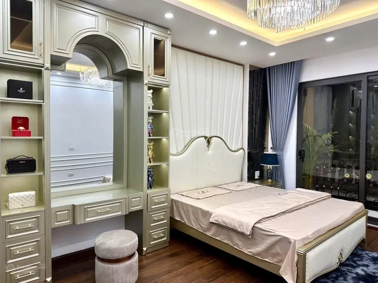 VIP CẦU GIẤY PHÂN KHÚC 7 Đồng DT35M x 5T Ngõ Nông Nhà Thoáng Quanh Nhà K Thiếu Gì