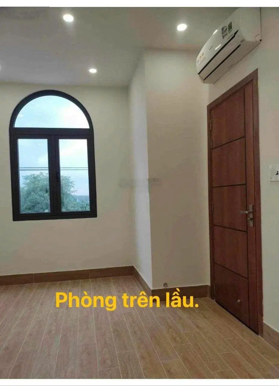 Nhà đẹp 160.2m2 mặt tiền kinh doanh nhựa Điều Xiển giá chỉ 3 tỷ 1