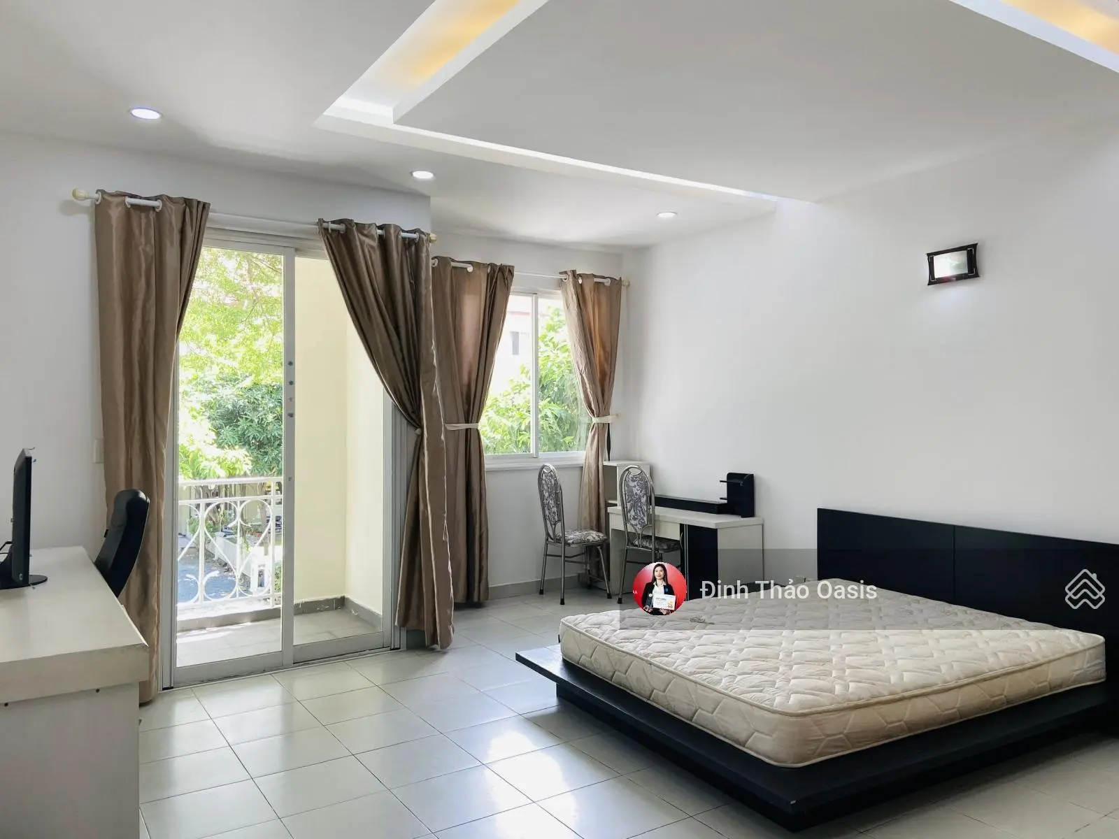 Bán gấp BT 4PN 3WC 100m2 tại The Oasis, An Phú, 5,3 tỷ